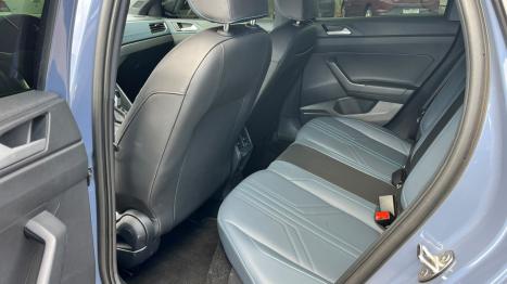 VOLKSWAGEN Nivus 1.0 4P FLEX 200 TSI HIGHLINE TURBO AUTOMÁTICO, Foto 19