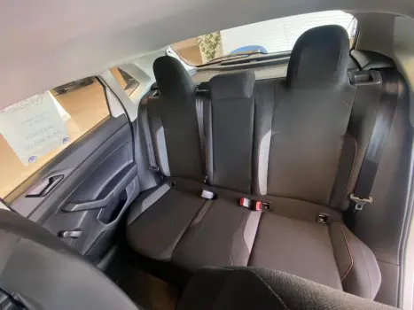 VOLKSWAGEN Polo Hatch 1.0 12V 4P MPI FLEX, Foto 19