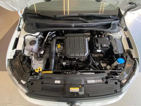VOLKSWAGEN Polo Hatch 1.0 12V 4P MPI FLEX, Foto 10