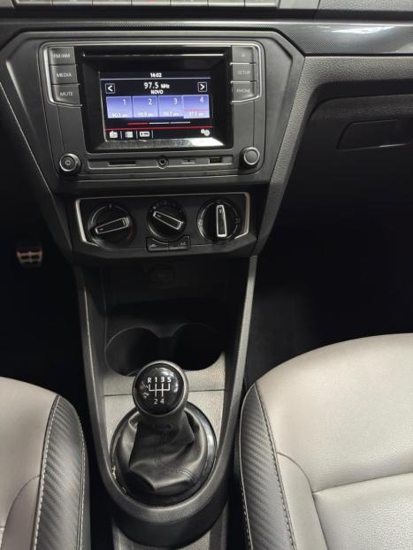 VOLKSWAGEN Saveiro 1.6 16V G6 CROSS CABINE DUPLA FLEX, Foto 13