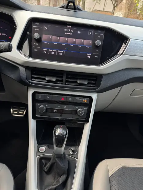 VOLKSWAGEN T-Cross 1.4 4P 250 TSI FLEX HIGHLINE AUTOMÁTICO, Foto 9 VOLKSWAGEN T-Cross 1.4 4P 250 TSI FLEX HIGHLINE AUTOMÁTICO, Foto 9