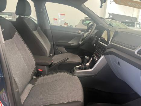 VOLKSWAGEN T-Cross 1.0 4P 200 TSI FLEX AUTOM�TICO, Foto 17