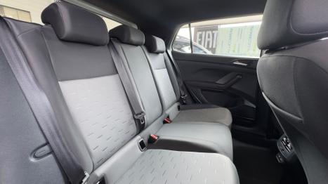 VOLKSWAGEN T-Cross 1.0 4P 200 TSI FLEX COMFORTLINE AUTOM�TICO, Foto 19