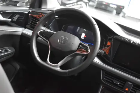 VOLKSWAGEN Taos 1.4 16V 4P FLEX 250 TSI COMFORTLINE AUTOM�TICO, Foto 9