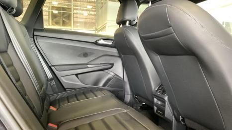 VOLKSWAGEN Taos 1.4 16V 4P FLEX 250 TSI HIGHLINE AUTOM�TICO, Foto 19