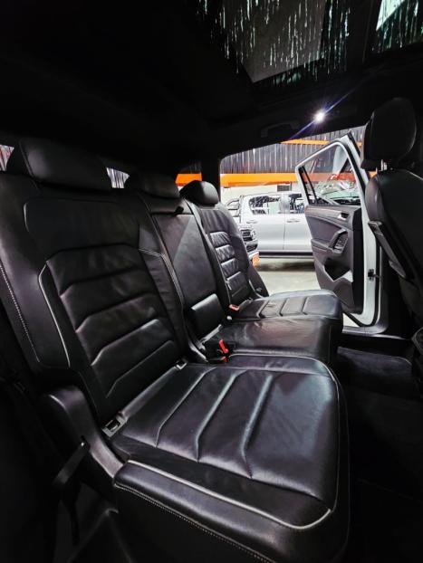 VOLKSWAGEN Tiguan 2.0 16V 4P FSI R-LINE TURBO AUTOM�TICO, Foto 11