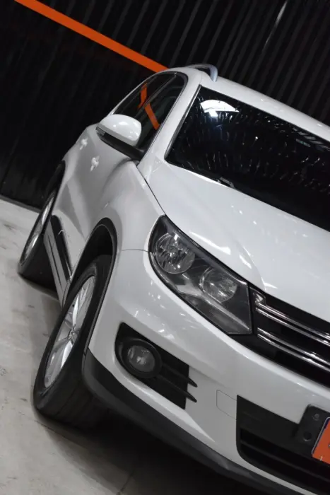 VOLKSWAGEN Tiguan 2.0 16V 4P FSI 4WD TURBO AUTOM�TICO, Foto 8