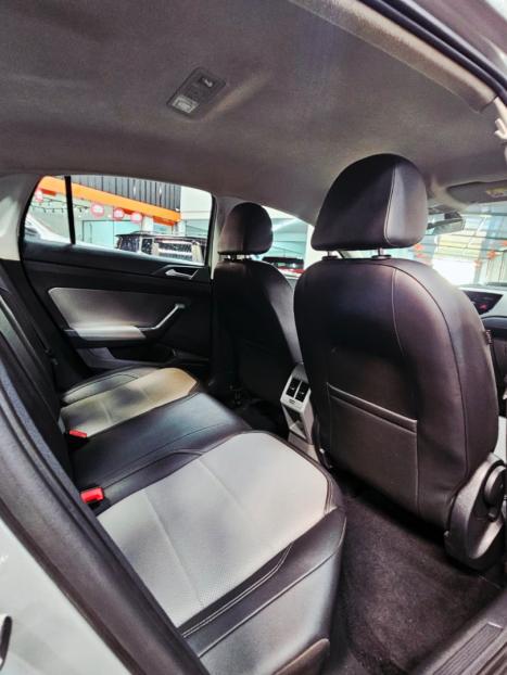 VOLKSWAGEN Virtus 1.0 4P 200 TSI FLEX HIGHLINE AUTOM�TICO, Foto 9