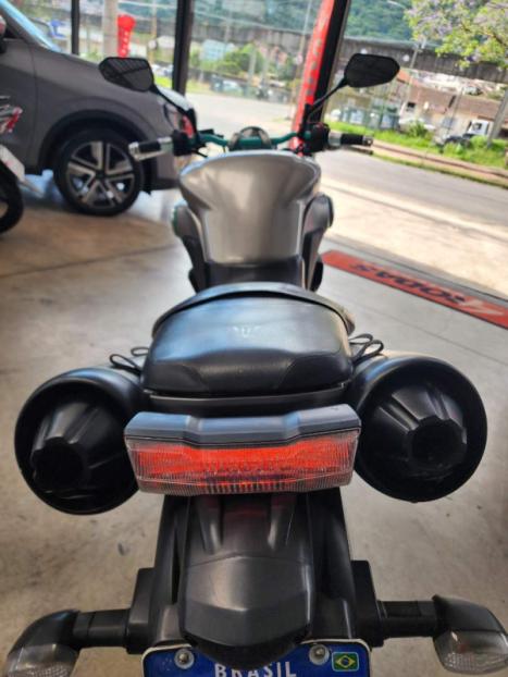 YAMAHA MT-01 1700 , Foto 8