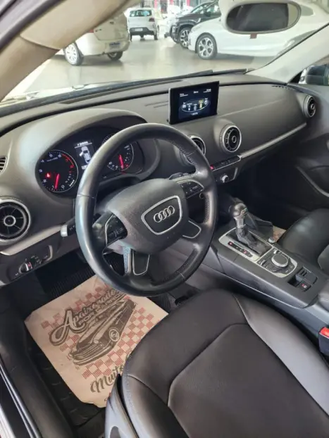 AUDI A3 Sedan 1.4 16V 4P TFSI AMBIENTE S-TRONIC AUTOMTICO, Foto 3