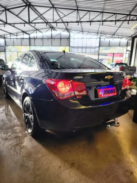 CHEVROLET Cruze Sedan 1.8 16V 4P LT ECOTEC FLEX AUTOMTICO, Foto 4
