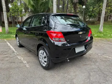 CHEVROLET Onix Hatch 1.0 4P FLEX LT, Foto 4