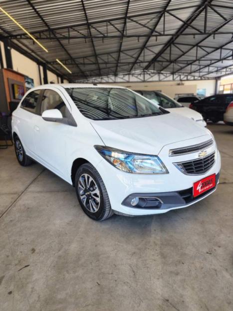 CHEVROLET Onix Hatch 1.4 4P FLEX LTZ, Foto 9