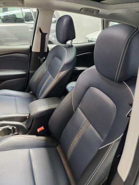 CHEVROLET Tracker 1.2 12V 4P FLEX TURBO PREMIER AUTOMTICO, Foto 2