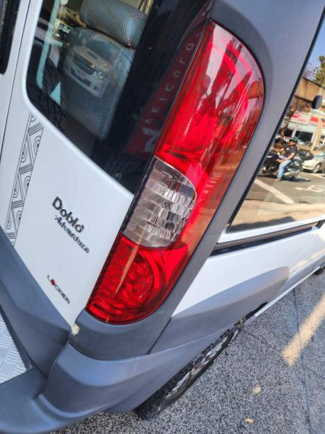 FIAT Doblo 1.8 4P FLEX ADVENTURE LOCKER 6 LUGARES, Foto 8