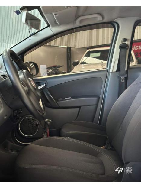 FIAT Grand Siena 1.4 4P EVO ATTRACTIVE FLEX, Foto 6