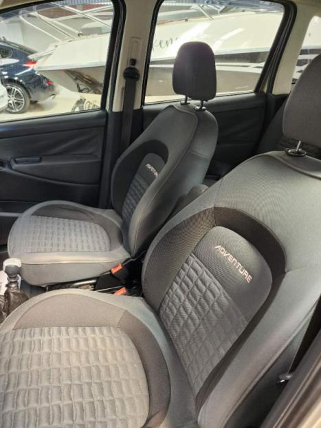 FIAT Idea 1.8 16V 4P ADVENTURE FLEX LOCKER, Foto 2