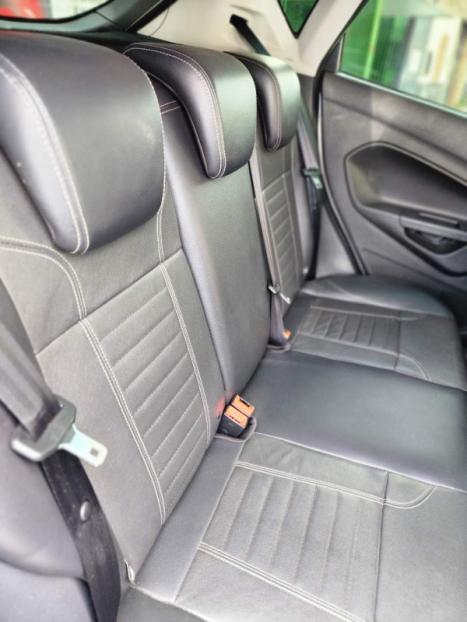 FORD Fiesta Hatch 1.6 16V 4P FLEX TITANIUM PLUS POWERSHIFT AUTOMTICO, Foto 7