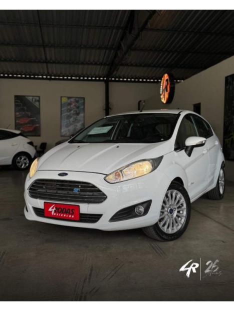 FORD Fiesta Hatch 1.0 12V 4P TITANIUM PLUS ECOBOOST TURBO POWERSHIFT AUTOMTICO, Foto 1