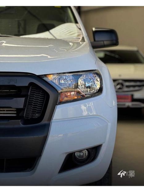 FORD Ranger 2.2 16V XLS DIESEL CABINE DUPLA, Foto 6