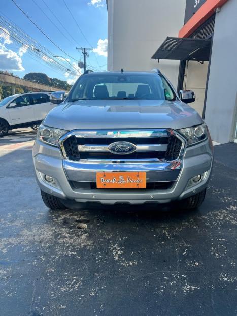 FORD Ranger 3.2 20V CABINE DUPLA 4X4 LIMITED TURBO DIESEL AUTOMTICO, Foto 3