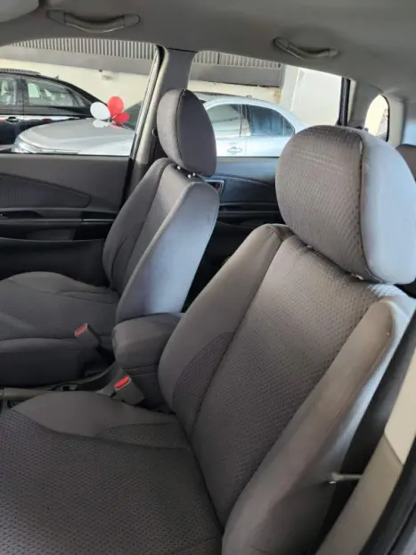 HYUNDAI Tucson 2.0 16V 4P GLS, Foto 2