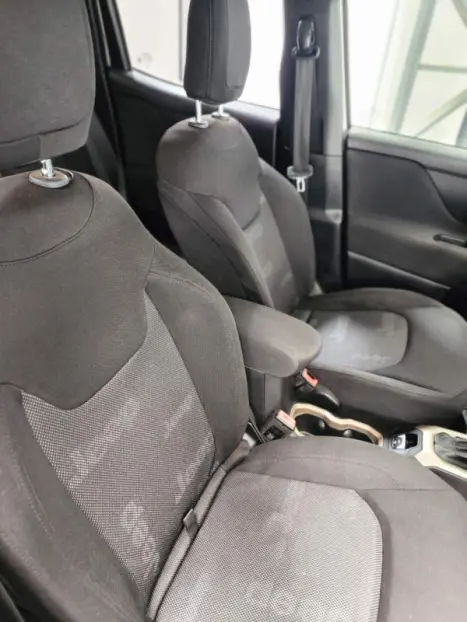 JEEP Renegade 2.0 16V 4P TURBO DIESEL LONGITUDE 4X4 AUTOMTICO, Foto 11