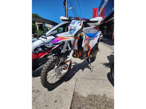 KTM 350 EXC-F SIX DAYS , Foto 1