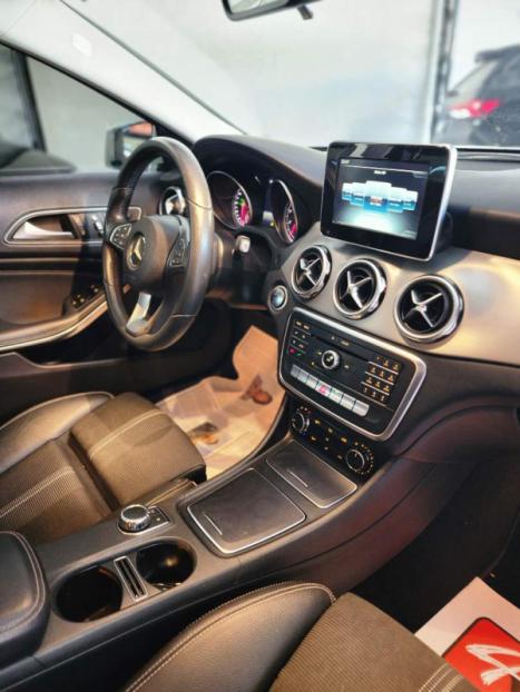 MERCEDES-BENZ GLA 200 1.6 16V 4P FLEX CGI STYLE TURBO AUTOMTICO, Foto 8