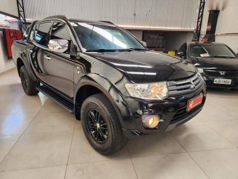 MITSUBISHI L 200 Triton 3.5 V6 HPE 4X4 FLEX CABINE DUPLA AUTOMTICO, Foto 10