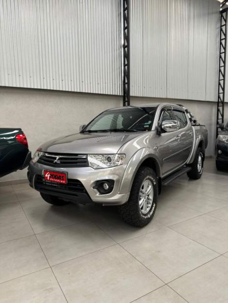 MITSUBISHI L 200 Triton 3.2 16V HPE 4X4 CABINE DUPLA TURBO DIESEL INTERCOOLER, Foto 1