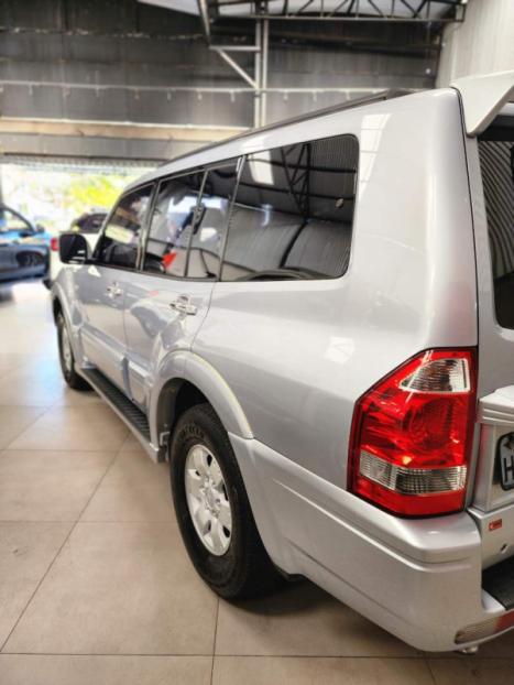 MITSUBISHI Pajero Full 3.2 16V 4P HPE 4X4 TURBO DIESEL AUTOMTICO, Foto 3