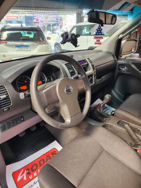 NISSAN Frontier 2.3 16V S 4X4 CABINE DUPLA BI-TURBO DIESEL, Foto 3