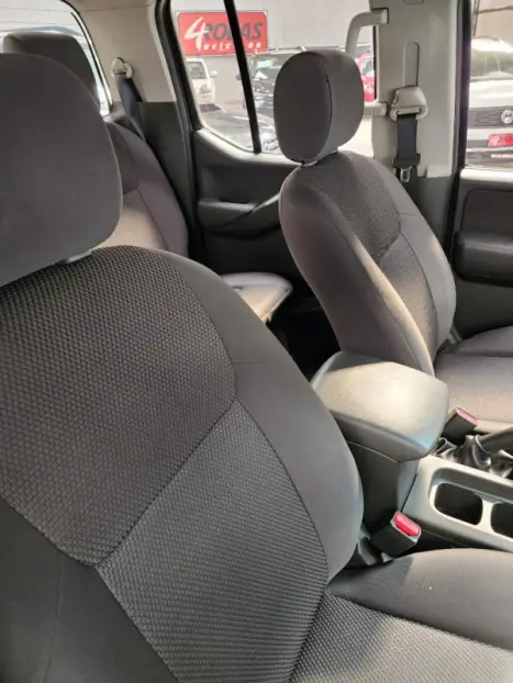 NISSAN Frontier 2.3 16V S 4X4 CABINE DUPLA BI-TURBO DIESEL, Foto 9