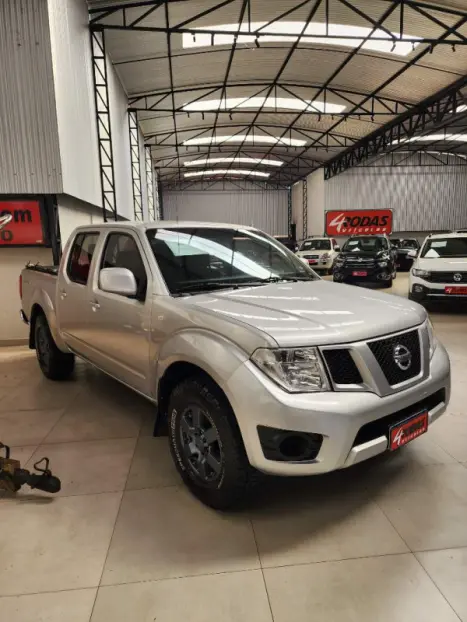 NISSAN Frontier 2.3 16V S 4X4 CABINE DUPLA BI-TURBO DIESEL, Foto 10