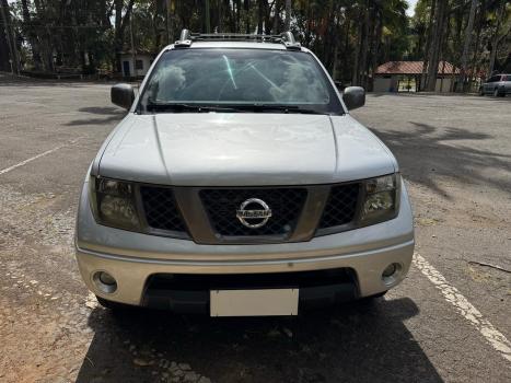 NISSAN Frontier 2.5 SE 4X4 ATTACK TURBO DIESEL CABINE DUPLA, Foto 2