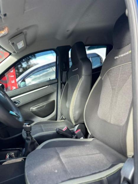RENAULT Kwid 1.0 12V 4P SCE FLEX OUTSIDER, Foto 4
