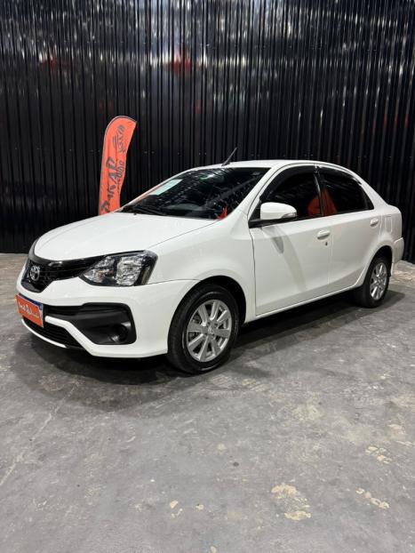 TOYOTA Etios Hatch 1.5 16V 4P FLEX X PLUS, Foto 1