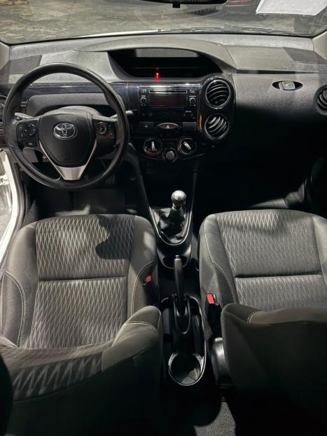 TOYOTA Etios Hatch 1.5 16V 4P FLEX X PLUS, Foto 7
