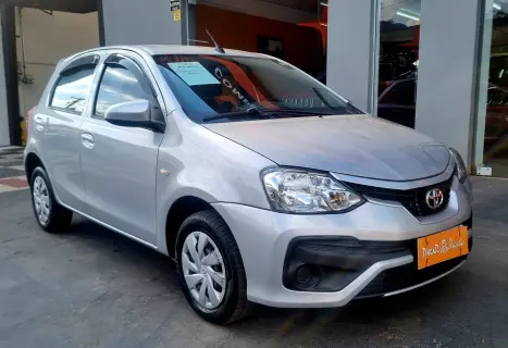 TOYOTA Etios Sedan 1.3 16V 4P FLEX X, Foto 3