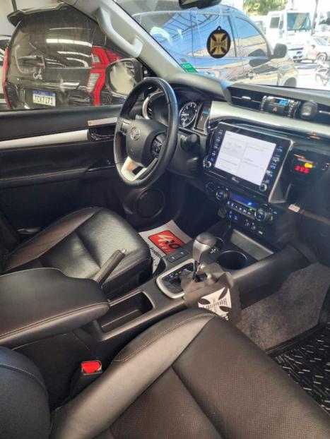TOYOTA Hilux Caminhonete 2.8 16V SRX 4X4 DIESEL CABINE DUPLA AUTOMTICO, Foto 10