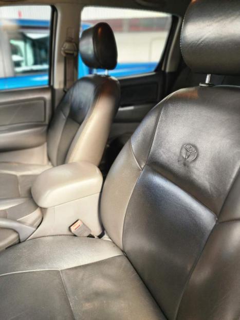 TOYOTA Hilux Caminhonete 3.0 16V 4P 4X4 SRV TURBO DIESEL CABINE DUPLA AUTOMTICO, Foto 2