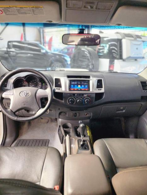 TOYOTA Hilux Caminhonete 3.0 16V 4P 4X4 SRV TURBO DIESEL CABINE DUPLA AUTOMTICO, Foto 4