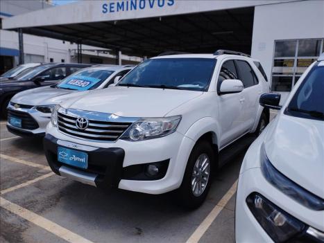 TOYOTA Hilux SW4 2.7 16V 4P FLEX SR 7 LUGARES AUTOMTICO, Foto 3