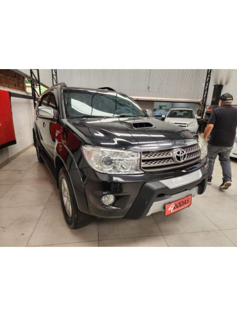 TOYOTA Hilux SW4 3.0 16V 4P SRV 4X4 7 LUGARES TURBO DIESEL AUTOMTICO, Foto 10