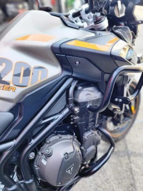 TRIUMPH Tiger 1200 DESERT EDITION2, Foto 11