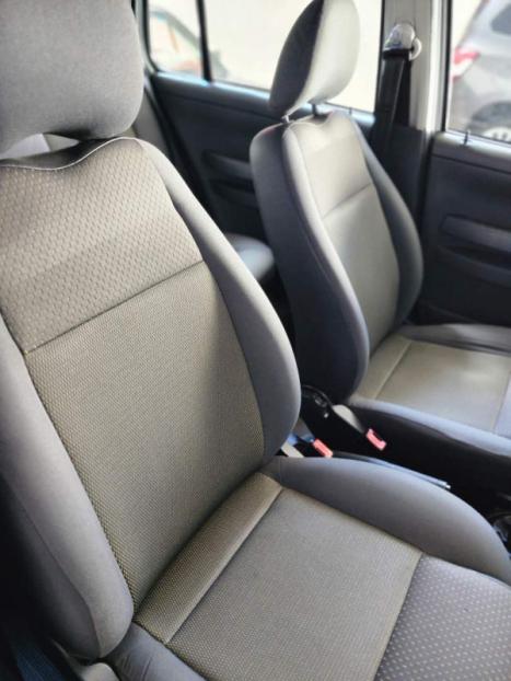 VOLKSWAGEN Fox 1.0 4P TREND FLEX, Foto 9