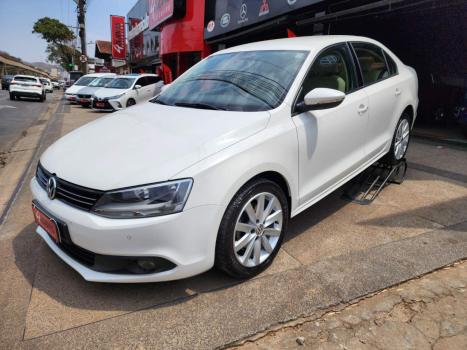 VOLKSWAGEN Jetta 2.0 4P FLEX CONFORTLINE TIPTRONIC AUTOMTICO, Foto 1