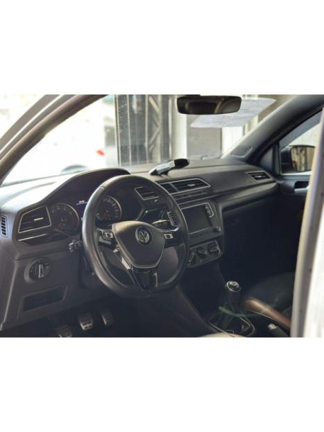 VOLKSWAGEN Saveiro 1.6 G7 CABINE DUPLA CROSS FLEX, Foto 2