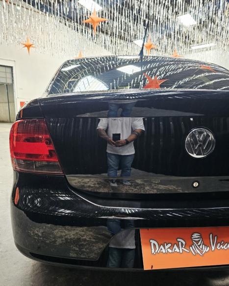 VOLKSWAGEN Voyage 1.6 4P FLEX, Foto 4
